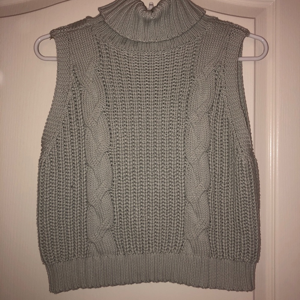 Kendall & Kylie Mint Turtleneck Crop Top